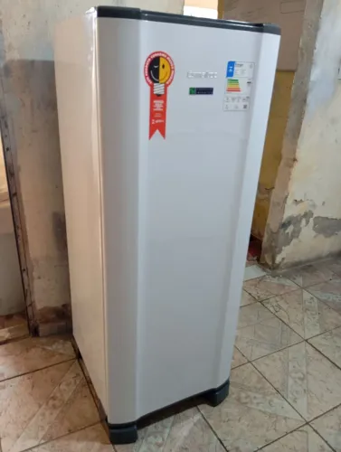 GELADEIRA ESMALTEC DEGELO SECO ORIGINAL SEMI NOVO ACEITO CARTÃO GARANTIA FAÇO A ENTREGA