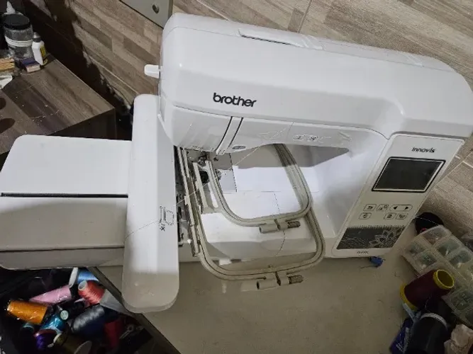 Bordadeira Brother P810