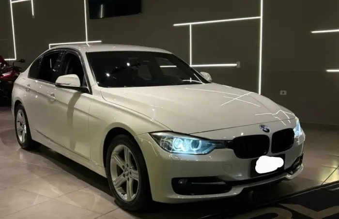 BMW 320I A 2.0 Turbo/activeflex 16V 184cv 4P 2015