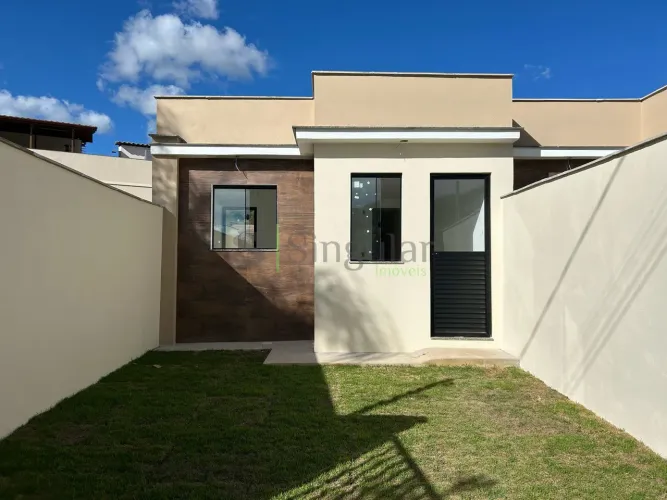 Casa com 2 quartos à venda, 80m2 só de quintal! - Grama - Juiz de Fora/MG