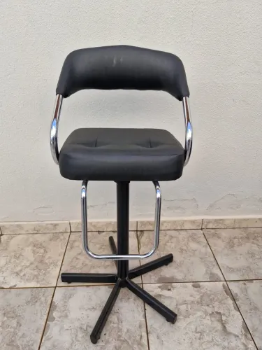 Cadeira Auxiliar / infantil salão e Barbearia