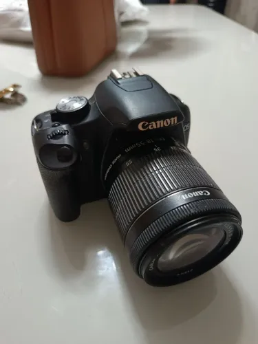 CANON T1i