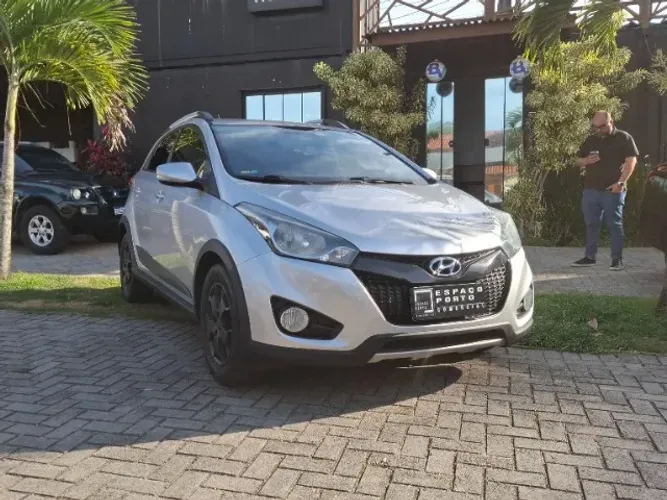Hyundai HB20X Style 1.6 Flex 16V Aut. 2015