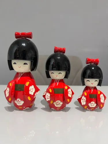 Boneca kokishi japonesa novas 
