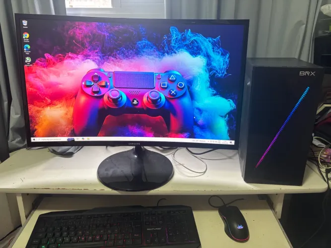 Pra sair logo: lindo cpu com Led - placa de vídeo
