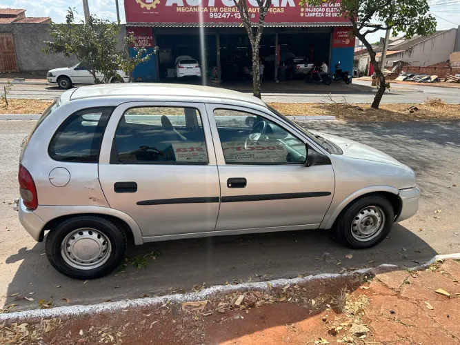Chevrolet Corsa Wind 1.0 Mpf/milleniumi/ EFI 4P 2002