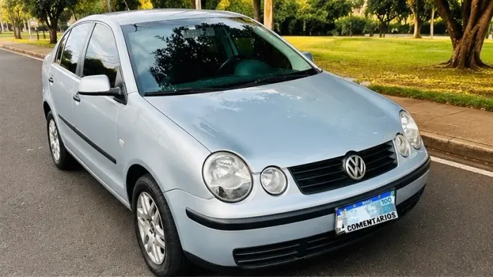 Volkswagen Polo Sedan 1.6 MI 101cv 8V 4P 2005