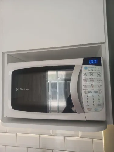 Micro ondas Electrolux 20 Litros Leia o Anúncio