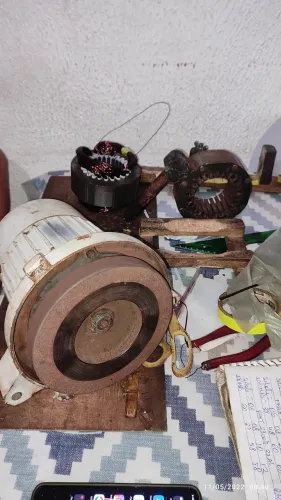 Conserto de motor de máquina