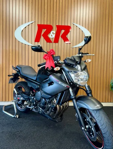 Xj6 600 Relíquia 4,600 km moto única !!!