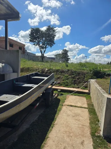 Barco aluminio com 5m com carretinha  