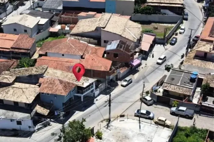 À venda loja na Avenida Principal de José Gonçalves, em Búzios