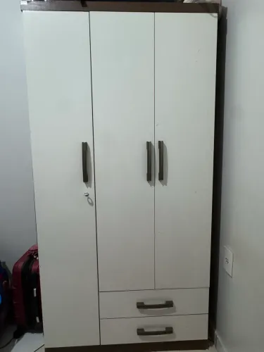 GUARDA ROUPA 