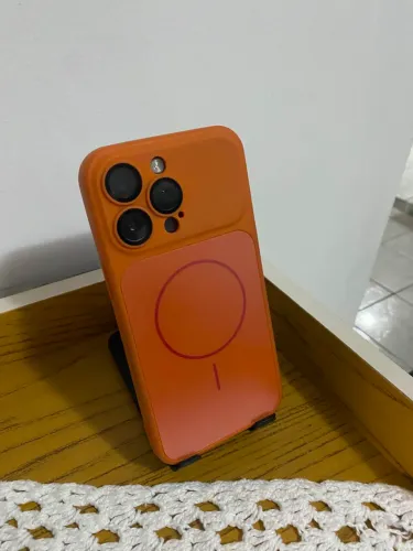 Troco iPhone 14 Pro Max 128 gb bateria em 76 já foi trocado tela mas funciona tudo