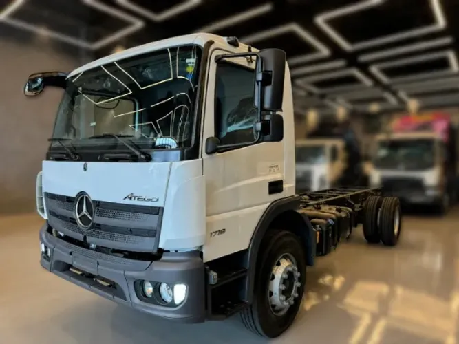 Mercedes Benz Atego 1719 4x2 2026