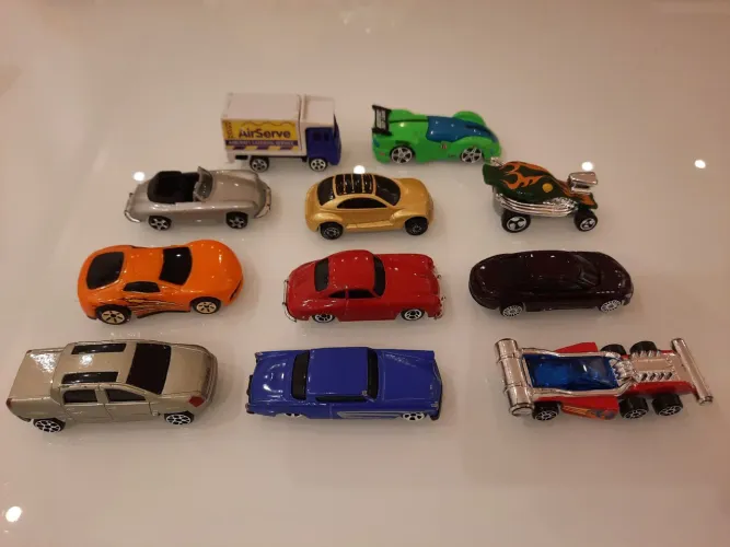 Carrinhos marca Maisto (11)