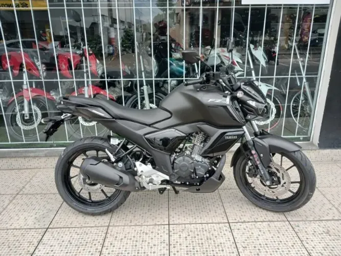 YAMAHA FZ15 FAZER ABS 2026 0KM - ACEITO TROCA, CARTÃO E FINANCIAMENTO.
