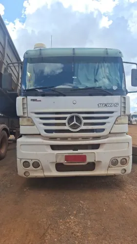 Vendo caminhão graneleiro Mercedes e carreta Randon