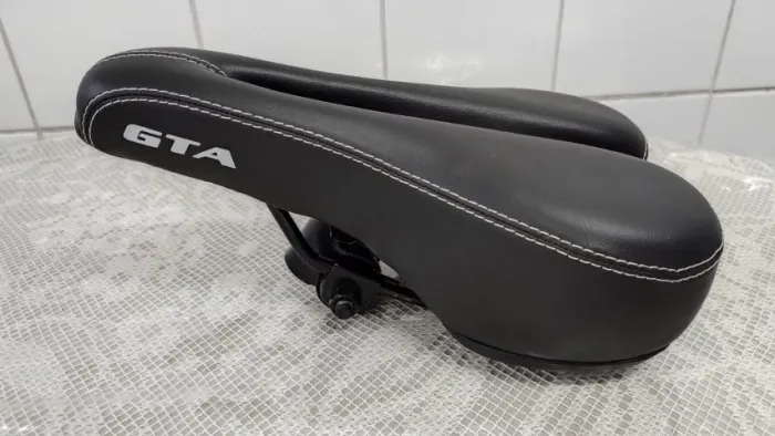 Banco Selim Vazado Gta Preto Bike Mtb  