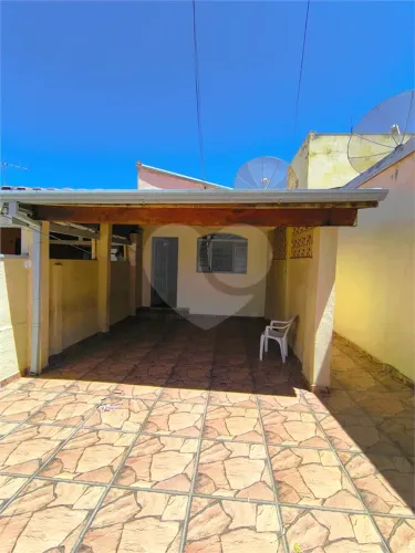 Casa Térrea para Venda Bairro Vila Avaí, Indaiatuba - com 02 quartos- 01 banheiro-sala -c