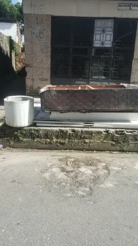 Vendo está vila com 4 casas 