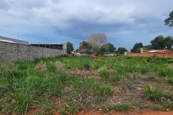 LOTE A VENDA NO NOVA ARAGUAÍNA