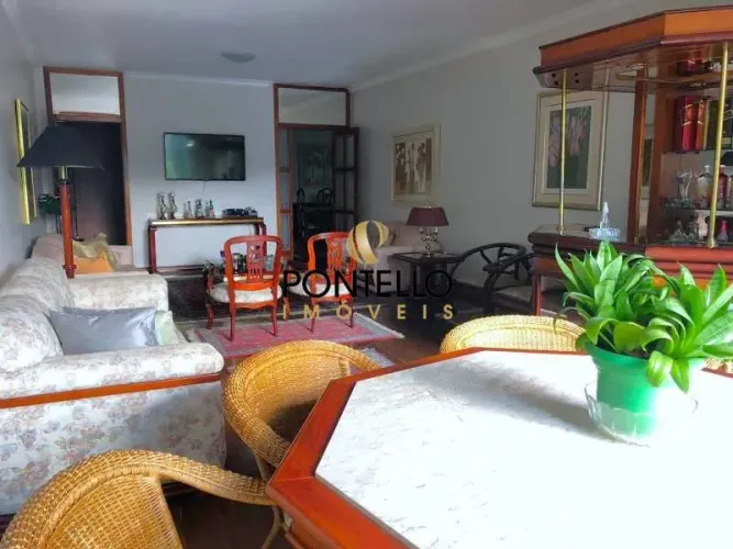 Apartamento 4 Quartos, 1 suíte, 3 vagas, com 260m² em Santo Antônio, BH