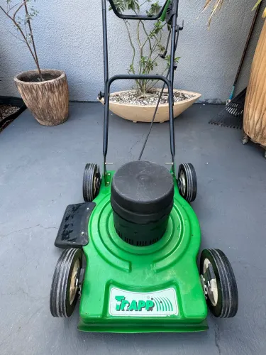 Cortador De Grama Elétrico C/ Saída Lateral Mc-50E 2500W 220V Trapp