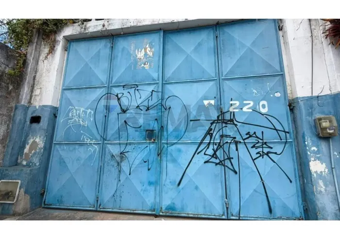 Galpão de 160 m² na Pajuçara Ideal para Logística, Depósito e Empresas