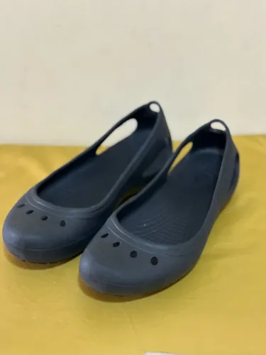 Sapatilha Crocs Preta w10 tamanho 39