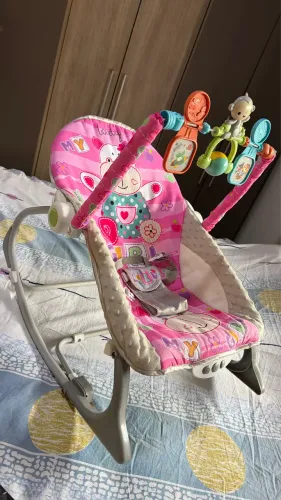Cadeirinha de bebê balanço musical 