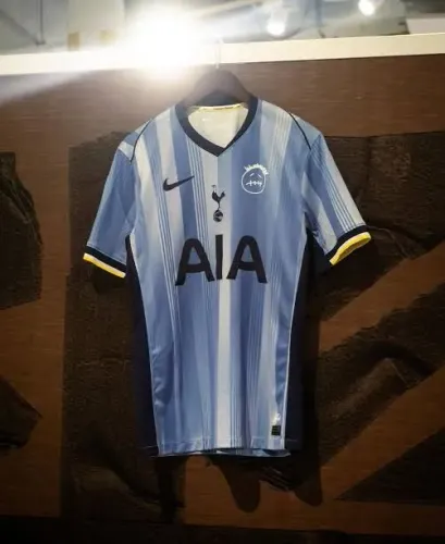 Camisa Tottenhamx Travis 23/24 M