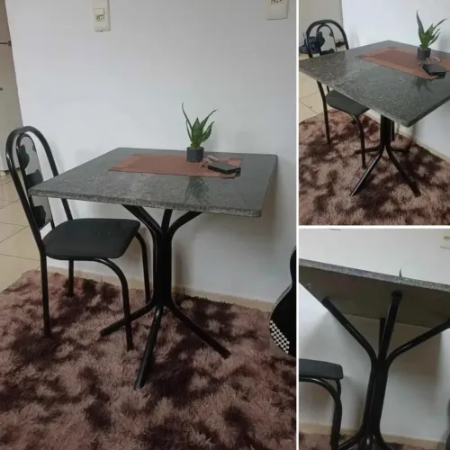 Mesa de mármore