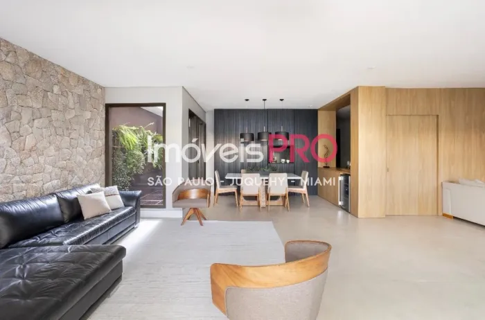 Casa em condomínio, charmosa e sofisticada, com 522²m, no Brooklin!!