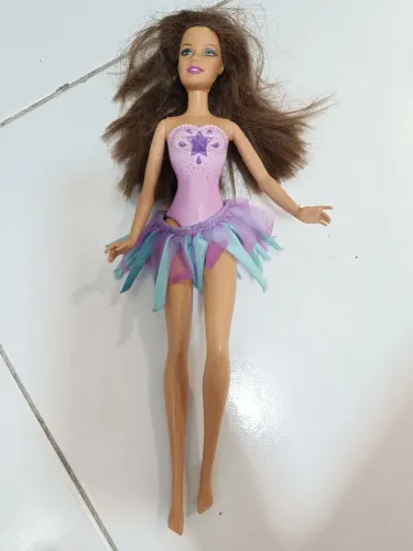 boneca barbie fada flower flutter fairy