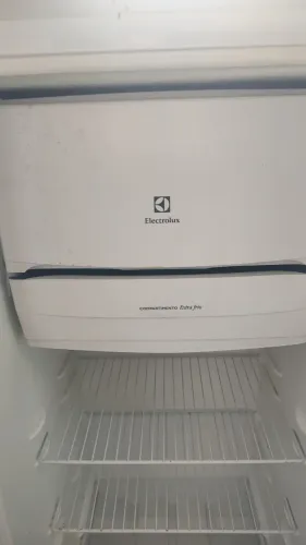Geladeira Electrolux RE31 
