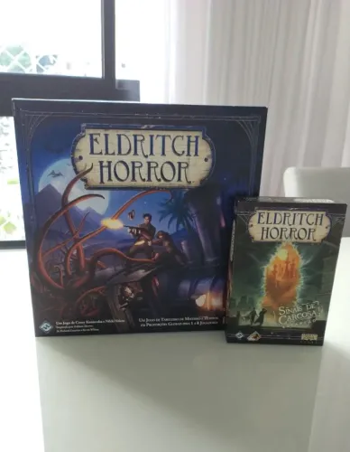 Eldritch Horror + Sinais de Carcosa | Completo | Excelente Estado