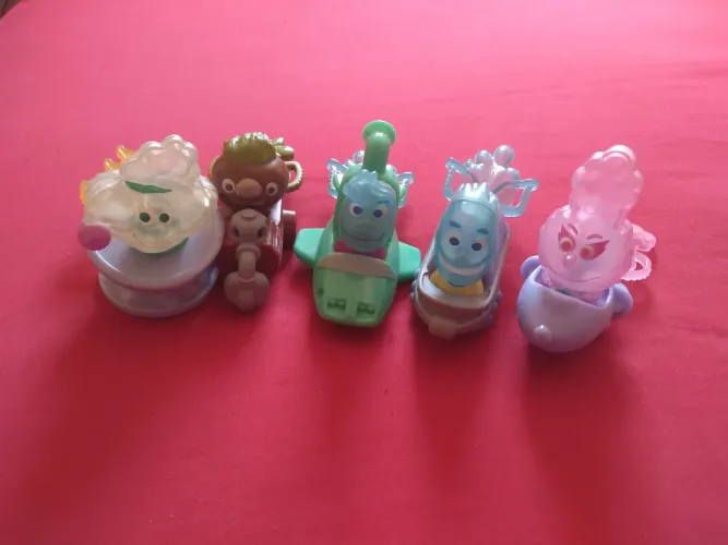 MINIATURAS MCDONALD'S ELEMENTOS 2023
