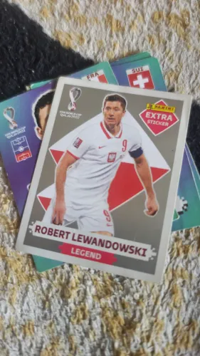 Figurinha legend Lewandowski prata