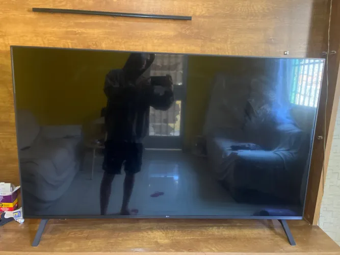 Televisão LG UHD AI 55p