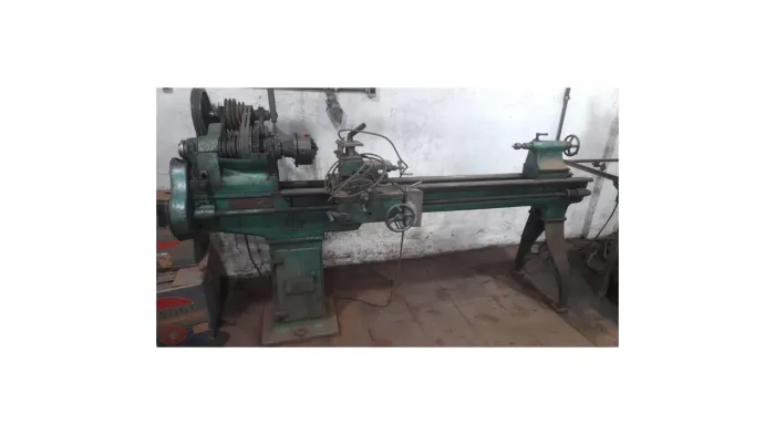 Vendo torno imor.