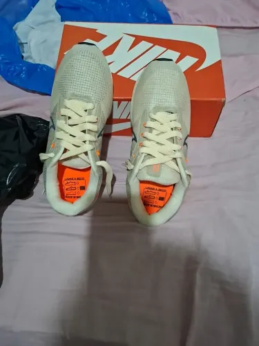 TÊNIS NIKE