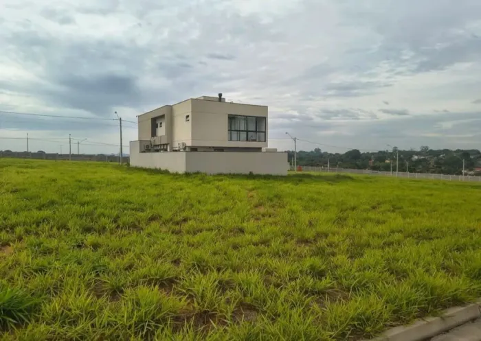 Terreno à venda, 242 m² por R$ 331.000 - Eplenum Tresor - São José do Rio Preto/SP