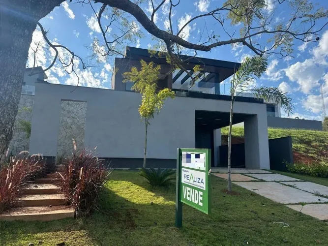 Imóvel para venda com 206 metros quadrados com 3 quartos em Jardim Ninho Verde II - Pardin