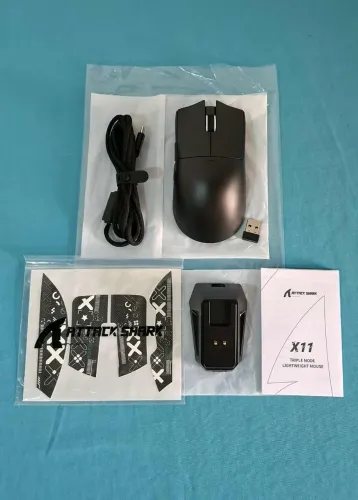 Mouse Gamer Attack Shark X11, PAW3311, Tri-Mode, Dock