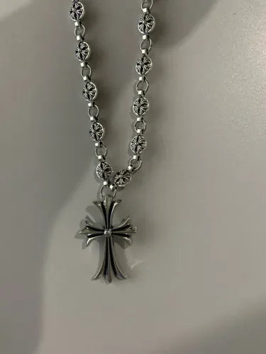 Colar chrome hearts em aço inoxidável 60 cm com pingente chrome hearts