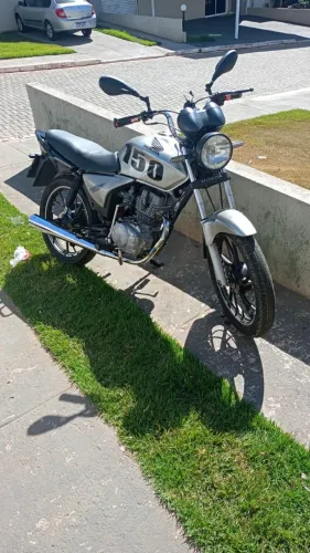 Vende-se Titan 150 2007 já revisada top top só pegar e andar