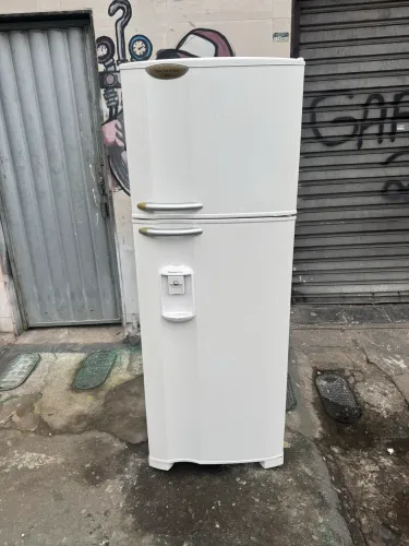 Vendo Geladeira Electrolux,Duplex , Fros Free R$ 1200