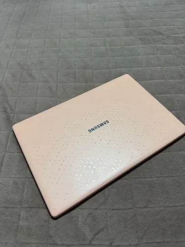 Notebook Samsung F30 Rosa 13.3
