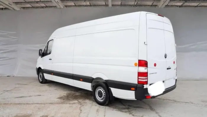 Sprinter 516 Furgão 2019.